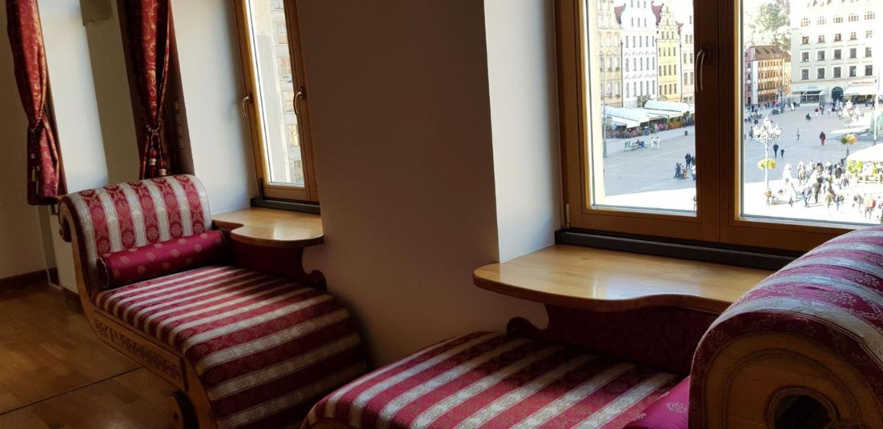 Unique Luxury Studio On Market Square Apartment Wroclaw Bagian luar foto